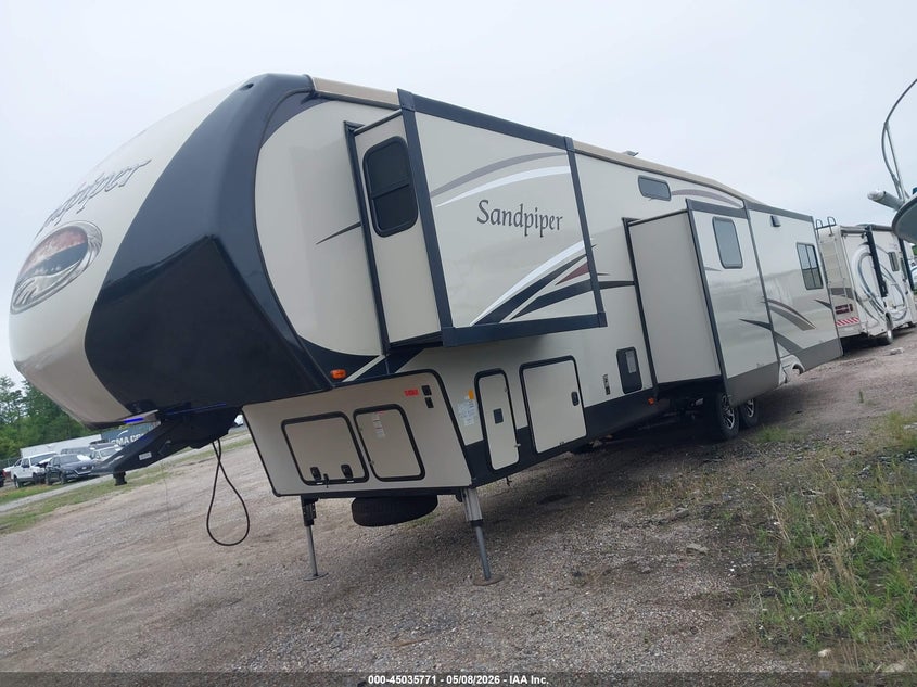 2017 Forest river Sandpiper VIN 4X4FSAN22HJ034364 IAAI salvage auction — MECHANICAL, Salvage (Mississippi), sold $7,100 on 2026-08-15 (photo 2)