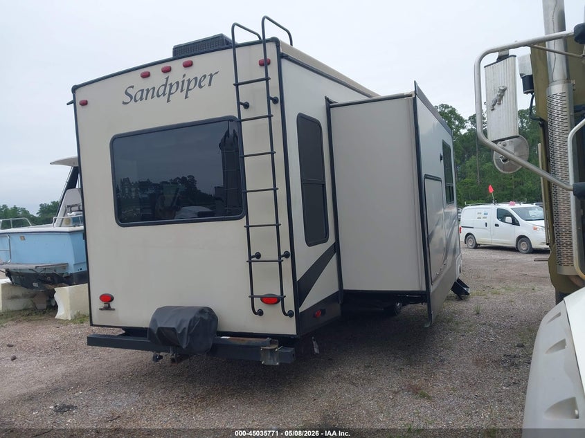 2017 Forest river Sandpiper VIN 4X4FSAN22HJ034364 IAAI salvage auction — MECHANICAL, Salvage (Mississippi), sold $7,100 on 2026-08-15 (photo 4)