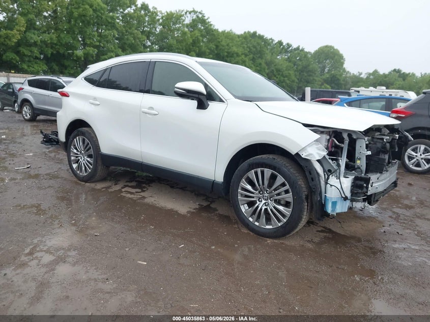 2022 Toyota Venza VIN JTEAAAAH4NJ109036 IAAI salvage auction — FRONT END, Salvage (Tennessee), sold $16,200 on 2026-07-08 (photo 1)