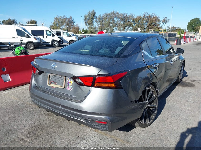 2019 Nissan Altima VIN 1N4BL4BV9KC228070 IAAI salvage auction — RIGHT REAR, Salvage Title, sold $3,225 on 2026-08-18 (photo 4)