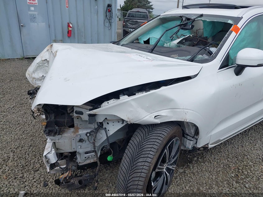 2020 Volvo Xc60 VIN YV4A22RL4L1601463 IAAI salvage auction — BIO HAZARD, Salvage (Oregon), sold $1,550 on 2026-07-06 (photo 6)