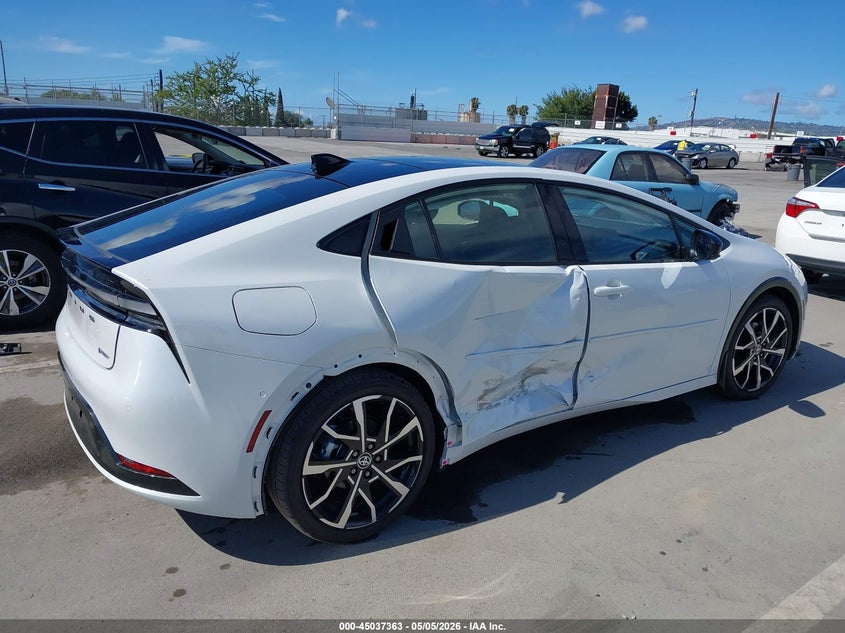 2026 Toyota Prius VIN JTDACACUXT3074237 IAAI salvage auction — RIGHT SIDE, Salvage (California), sold $18,000 on 2026-07-15 (photo 6)