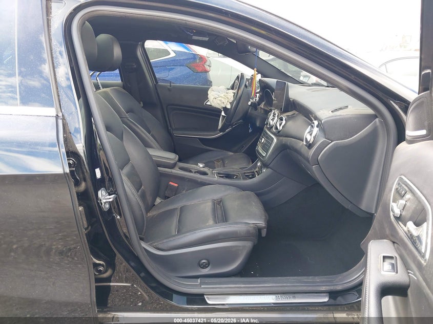 2019 Mercedes-benz Gla-klasse VIN WDCTG4GB6KU016006 IAAI salvage auction — FRONT END, Salvage (Illinois), sold $3,000 on 2026-07-22 (photo 5)