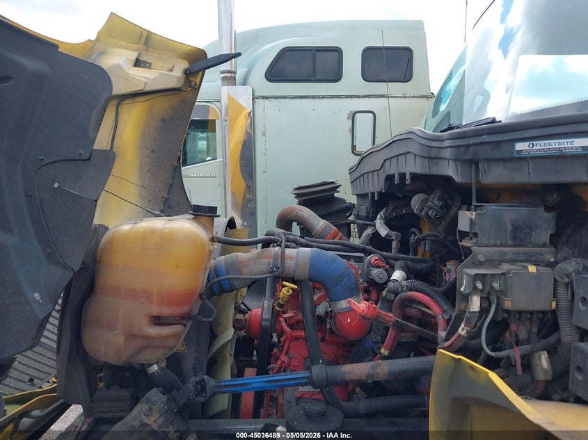 2019 International VIN 3HAMMMML7KL385267 IAAI salvage auction — UNKNOWN, Clear (California), sold $6,250 on 2026-07-08 (photo 9)