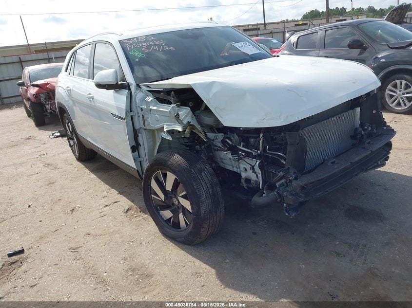 2025 Volkswagen Atlas cross sport VIN 1V2JE2CA3SC215779 — IAAI salvage auction photo