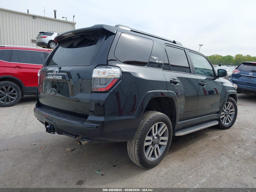 2022 Toyota 4runner VIN JTEAU5JR4N5264086 IAAI salvage auction — LEFT FRONT, Salvage (Illinois), sold $12,800 on 2026-07-28 (photo 4)