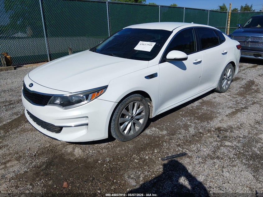 2017 Kia Optima VIN 5XXGT4L34HG124334 IAAI salvage auction — FRONT END, Salvage (Kentucky), sold $575 on 2026-07-22 (photo 2)