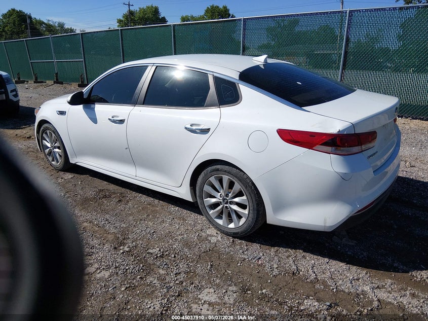 2017 Kia Optima VIN 5XXGT4L34HG124334 IAAI salvage auction — FRONT END, Salvage (Kentucky), sold $575 on 2026-07-22 (photo 3)