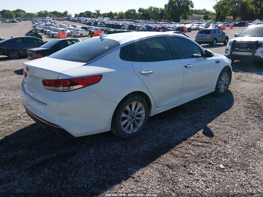 2017 Kia Optima VIN 5XXGT4L34HG124334 IAAI salvage auction — FRONT END, Salvage (Kentucky), sold $575 on 2026-07-22 (photo 4)