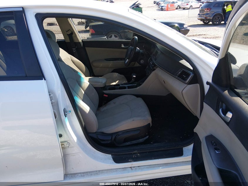 2017 Kia Optima VIN 5XXGT4L34HG124334 IAAI salvage auction — FRONT END, Salvage (Kentucky), sold $575 on 2026-07-22 (photo 5)