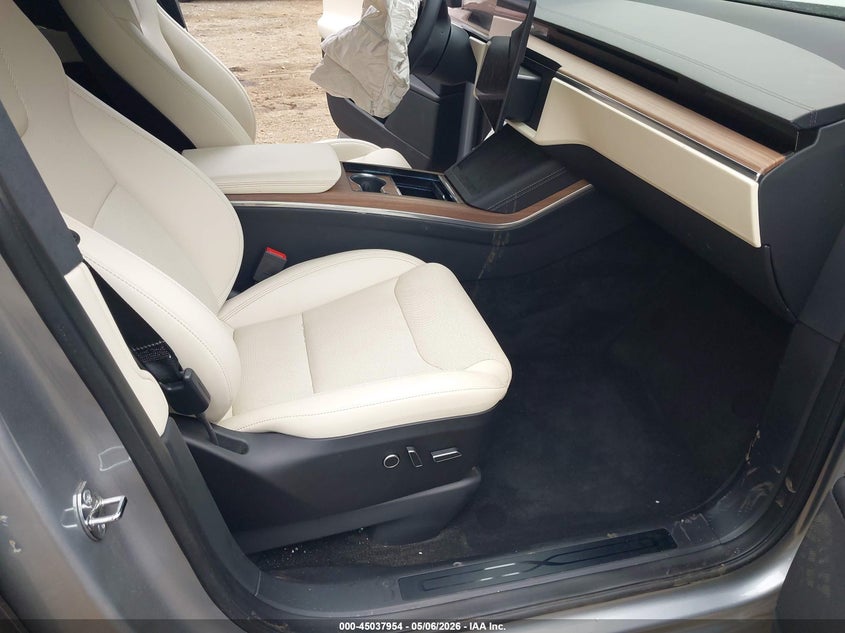 2025 Tesla Model x VIN 7SAXCDE54SF472338 IAAI salvage auction — FRONT END, Mv-907A (New York), sold $16,000 on 2026-07-09 (photo 5)