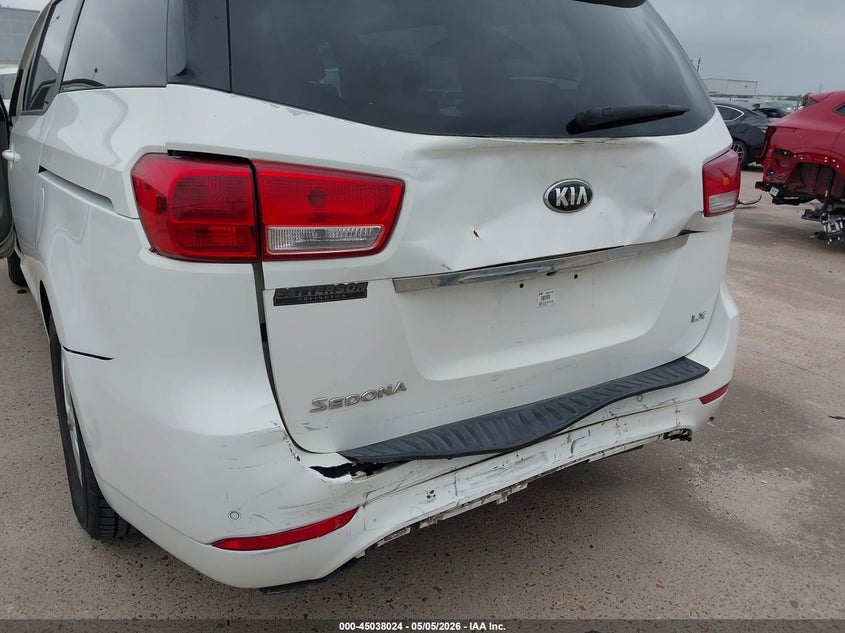 2017 Kia SEDONA VIN KNDMB5C12H6255206 IAAI salvage auction — REAR END, Original (Texas), sold $925 on 2026-07-09 (photo 6)