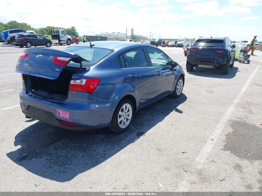 2016 Kia Rio VIN KNADM4A36G6557795 IAAI salvage auction — REAR END, Salvage (Missouri), sold $550 on 2026-07-21 (photo 4)
