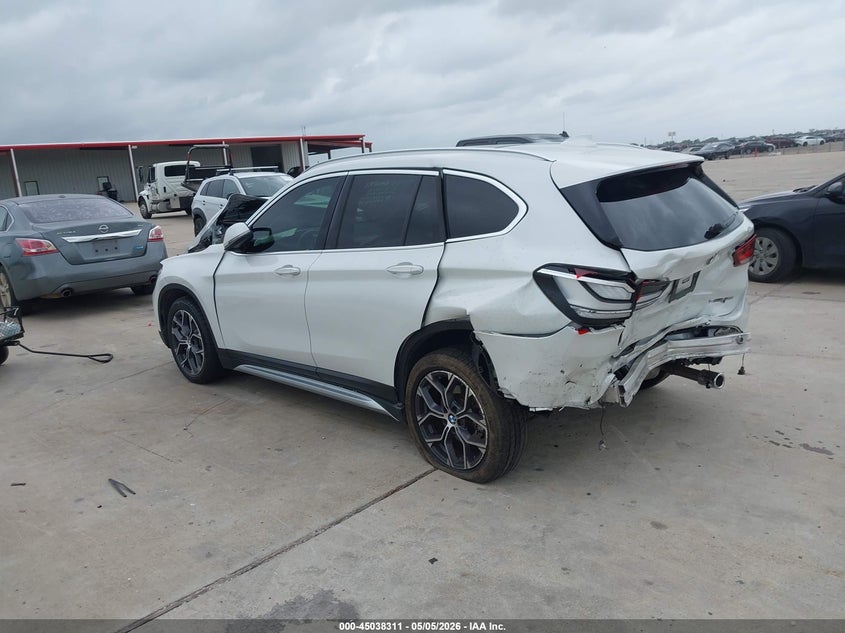 2022 BMW X1 VIN WBXJG7C07N5U53355 IAAI salvage auction — FRONT & REAR, Salvage (Texas), sold $2,125 on 2026-07-18 (photo 3)