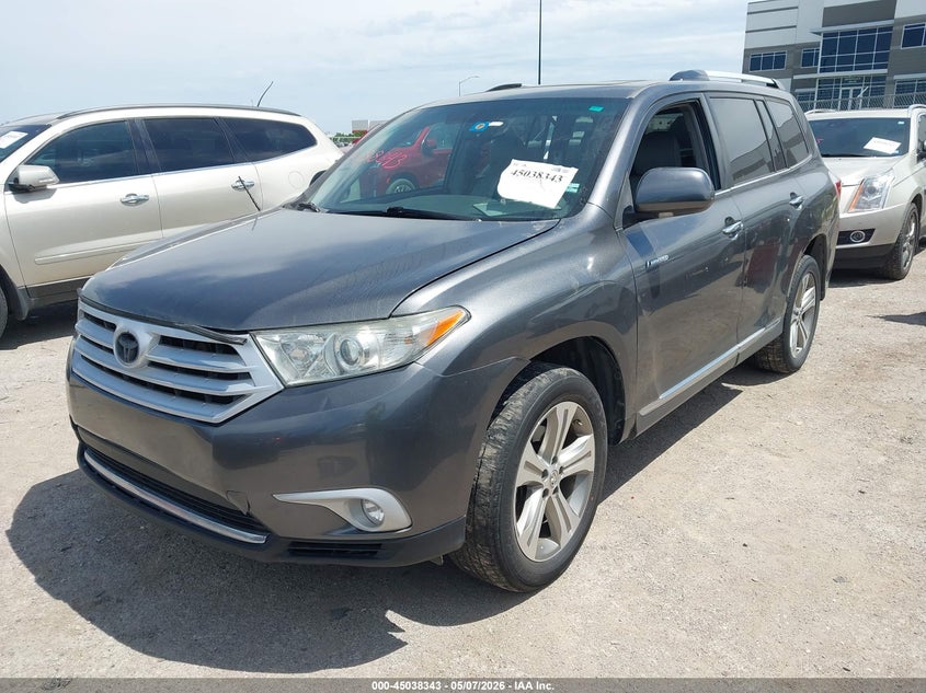 2011 Toyota Highlander VIN 5TDDK3EH7BS083003 IAAI salvage auction — SIDE, Original (Texas), sold $3,850 on 2026-07-09 (photo 2)