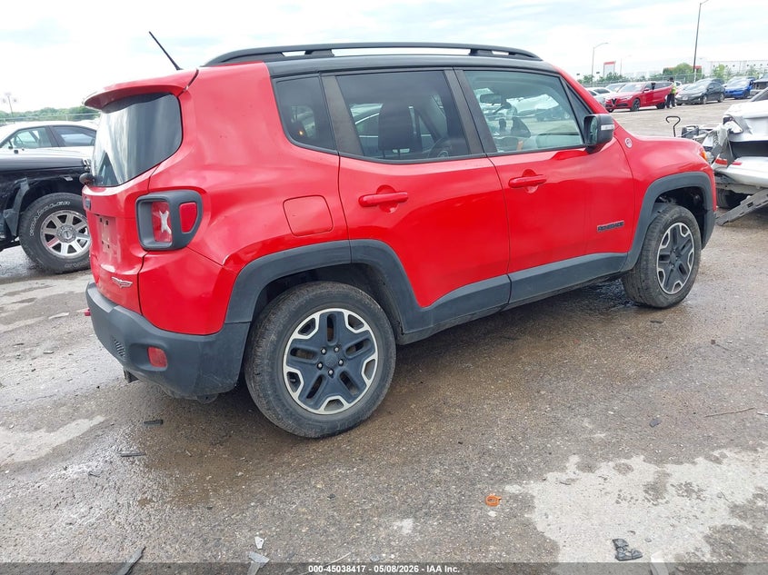2016 Jeep Renegade VIN ZACCJBCT6GPD57425 IAAI salvage auction — REAR END, Original (Texas), sold $2,100 on 2026-07-28 (photo 4)