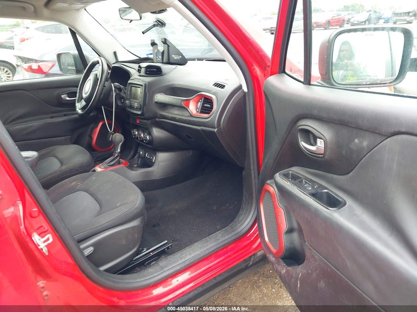 2016 Jeep Renegade VIN ZACCJBCT6GPD57425 IAAI salvage auction — REAR END, Original (Texas), sold $2,100 on 2026-07-28 (photo 5)