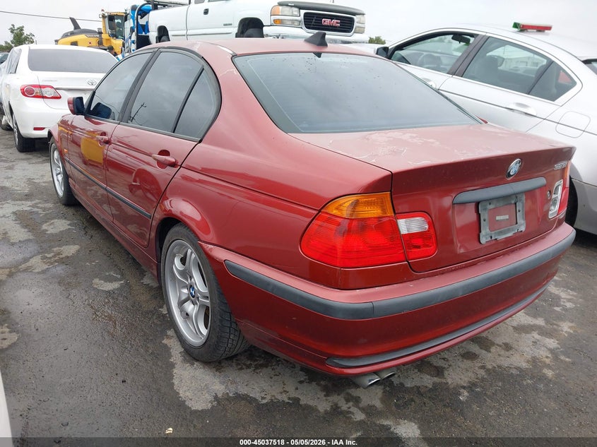 2000 BMW 3 series VIN WBAAN3346YNC90250 IAAI salvage auction — RIGHT SIDE, Salvage (California), sold $275 on 2026-07-23 (photo 3)