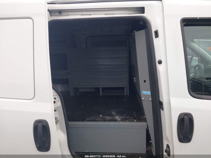 2018 Ram Promaster city VIN ZFBERFBB5J6J58767 IAAI salvage auction — ENGINE BURN, Junk (Oklahoma), sold $1,825 on 2026-08-11 (photo 8)