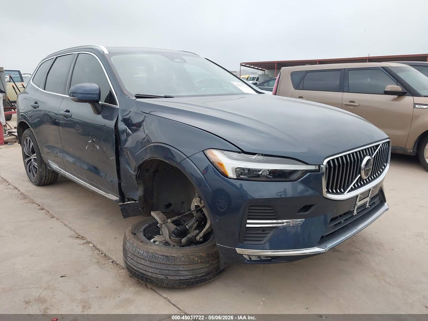 2022 Volvo Xc60 VIN YV4L12DL1N1063939 IAAI salvage auction — RIGHT FRONT, Original (Texas), sold $11,700 on 2026-07-09 (photo 1)