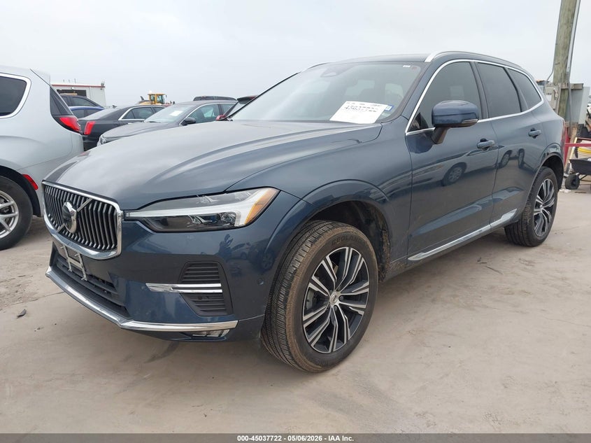 2022 Volvo Xc60 VIN YV4L12DL1N1063939 IAAI salvage auction — RIGHT FRONT, Original (Texas), sold $11,700 on 2026-07-09 (photo 2)