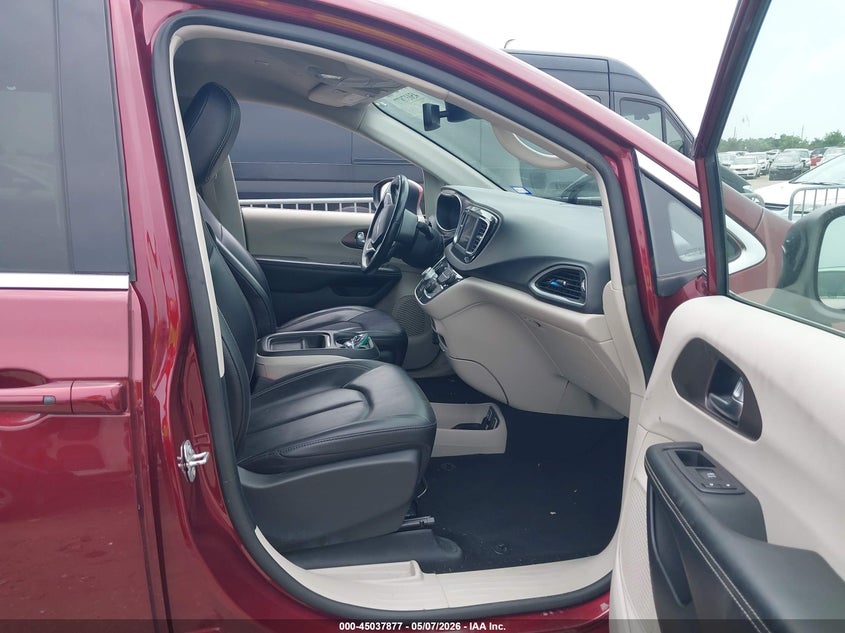 2021 Chrysler Voyager VIN 2C4RC1DG4MR586709 IAAI salvage auction — FRONT END, Original (Texas), sold $8,200 on 2026-07-15 (photo 5)