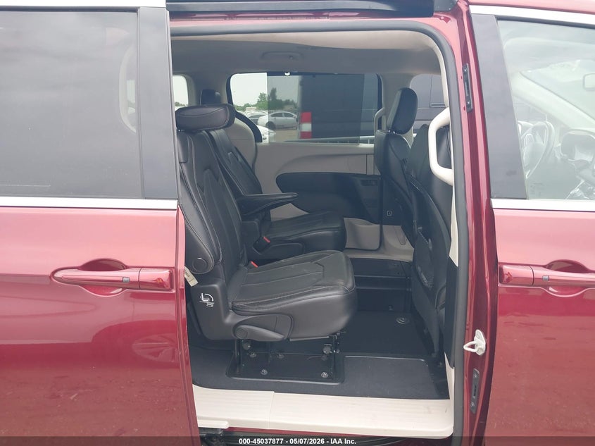 2021 Chrysler Voyager VIN 2C4RC1DG4MR586709 IAAI salvage auction — FRONT END, Original (Texas), sold $8,200 on 2026-07-15 (photo 8)