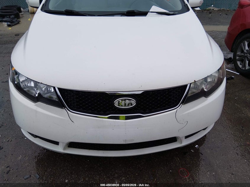 2010 Kia Forte VIN KNAFU4A21A5827593 IAAI salvage auction — NORMAL WEAR, Original (Ohio), sold $275 on 2026-07-14 (photo 6)