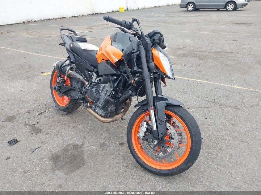 2020 Ktm 790 adventure VIN VBKTU6401LM774039 IAAI salvage auction — FRONT & REAR, Salvage (Oregon), sold $1,900 on 2026-07-07 (photo 1)