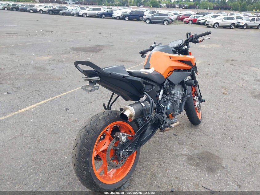 2020 Ktm 790 adventure VIN VBKTU6401LM774039 IAAI salvage auction — FRONT & REAR, Salvage (Oregon), sold $1,900 on 2026-07-07 (photo 4)