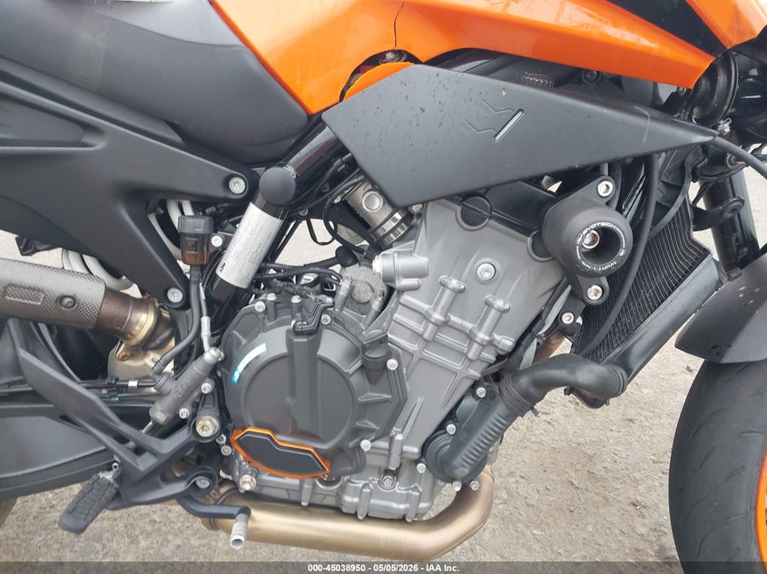 2020 Ktm 790 adventure VIN VBKTU6401LM774039 IAAI salvage auction — FRONT & REAR, Salvage (Oregon), sold $1,900 on 2026-07-07 (photo 8)