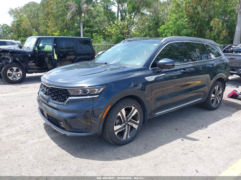 2023 Kia Sorento VIN KNDRMDLH4P5166071 IAAI salvage auction — REAR END, Rebuildable (Florida), sold $15,500 on 2026-07-20 (photo 2)
