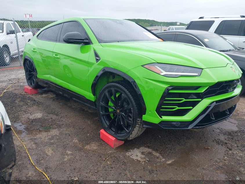 2021 Lamborghini Urus VIN ZPBUA1ZL7MLA13794 IAAI salvage auction — SIDE, Clear (Oklahoma), sold $126,500 on 2026-07-07 (photo 1)