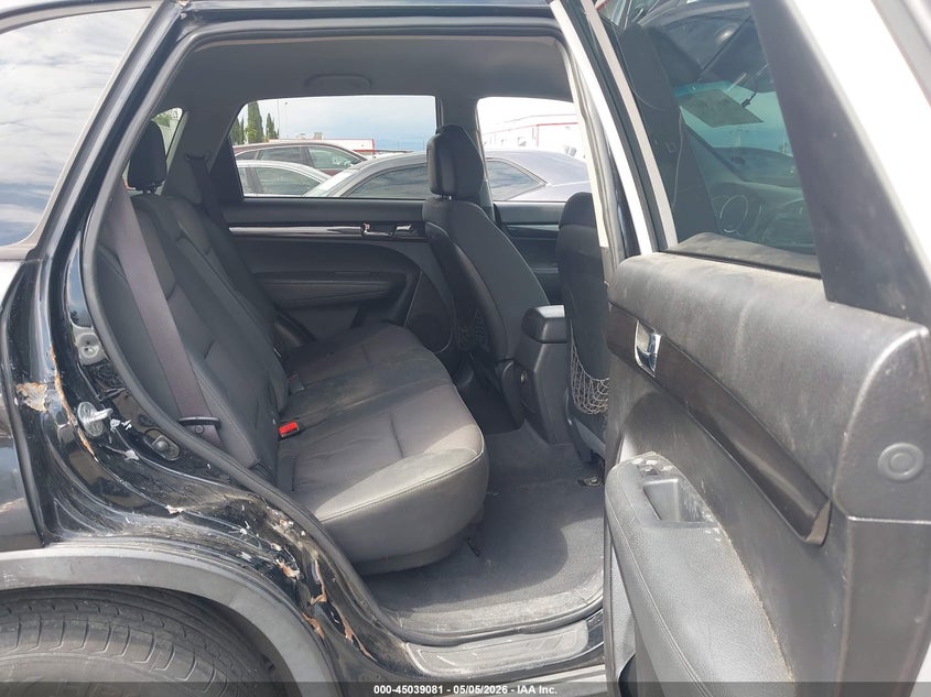 2011 Kia Sorento VIN 5XYKT4A12BG139042 IAAI salvage auction — THEFT, Salvage (California), sold $800 on 2026-07-16 (photo 8)