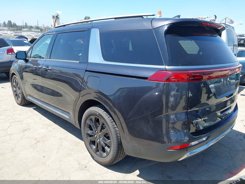 2024 Kia Carnival VIN KNDNE5H37R6402479 IAAI salvage auction — RIGHT FRONT, Salvage (California), sold $9,400 on 2026-07-08 (photo 3)