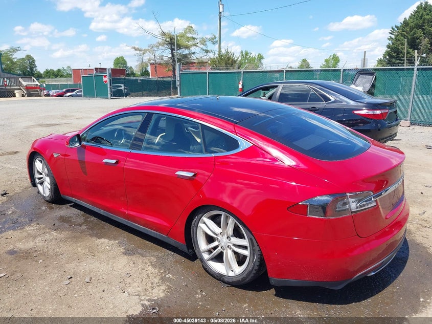 2016 Tesla Model s VIN 5YJSA1E2XGF131440 IAAI salvage auction — RIGHT SIDE, Salvage (Virginia), sold $5,550 on 2026-07-13 (photo 3)