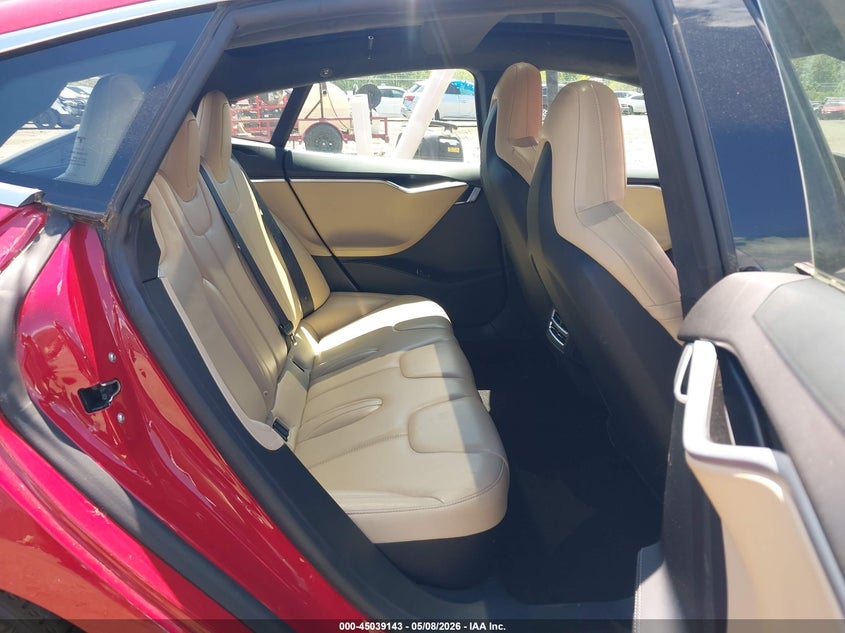2016 Tesla Model s VIN 5YJSA1E2XGF131440 IAAI salvage auction — RIGHT SIDE, Salvage (Virginia), sold $5,550 on 2026-07-13 (photo 8)