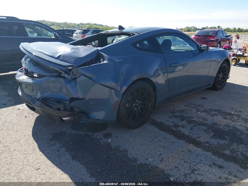 2025 Ford Mustang VIN 1FA6P8TH4S5121583 IAAI salvage auction — REAR END, Salvage (Missouri), sold $9,125 on 2026-07-09 (photo 4)