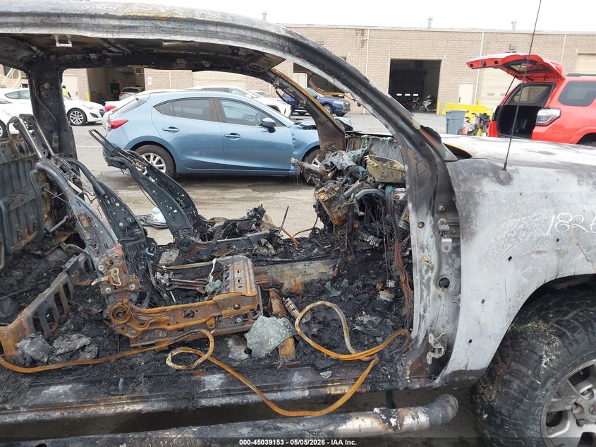 2011 Toyota Tacoma VIN 5TFTX4GN6BX005117 IAAI salvage auction — BURN, Non-Repairable (California), sold $425 on 2026-07-13 (photo 5)