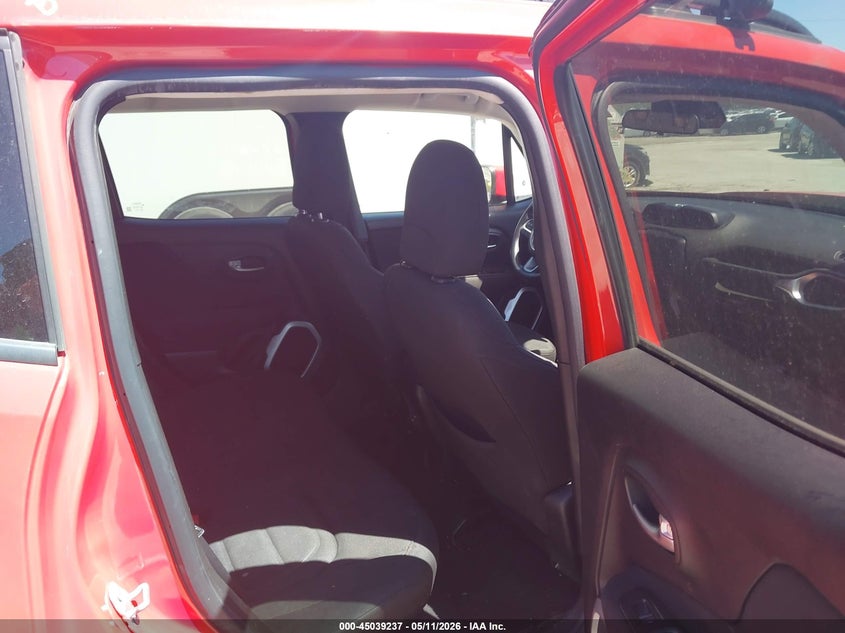 2018 Jeep Renegade VIN ZACCJBBB9JPJ07707 IAAI salvage auction — RIGHT FRONT, Salvage (Illinois), sold $950 on 2026-07-28 (photo 8)