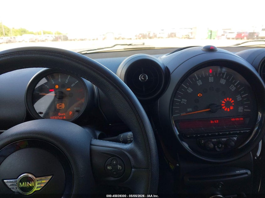 2015 Mini Countryman VIN WMWZB3C5XFWR45034 IAAI salvage auction — LEFT SIDE, Clear (Hawaii), sold $500 on 2026-07-07 (photo 7)