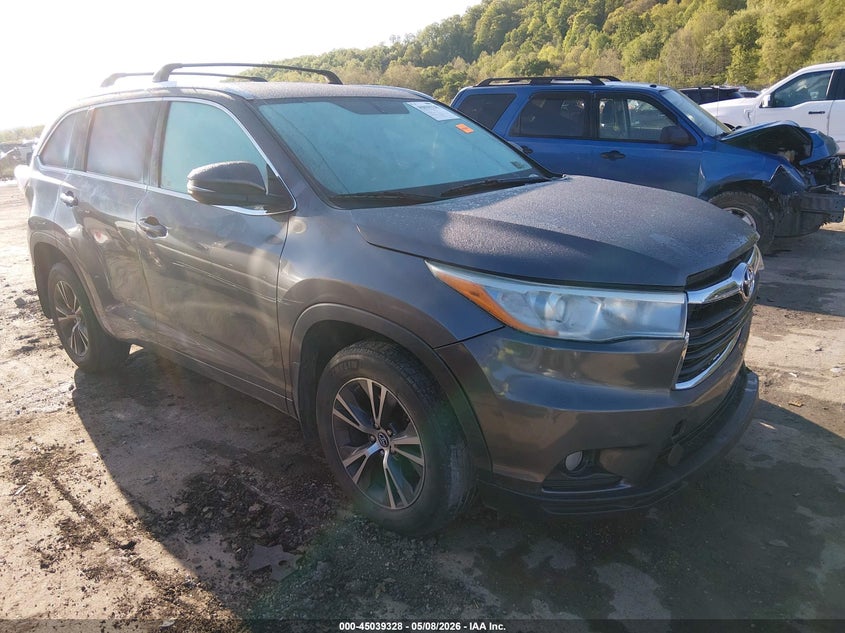 2016 Toyota Highlander VIN 5TDJKRFH3GS355946 IAAI salvage auction — FRONT END, Salvage (West Virginia), sold $4,950 on 2026-07-23 (photo 1)