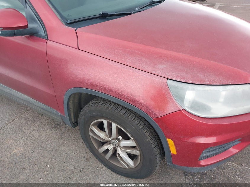 2015 Volkswagen Tiguan VIN WVGBV7AX0FW094624 IAAI salvage auction — NORMAL WEAR, Clear (Hawaii), sold $850 on 2026-07-14 (photo 6)