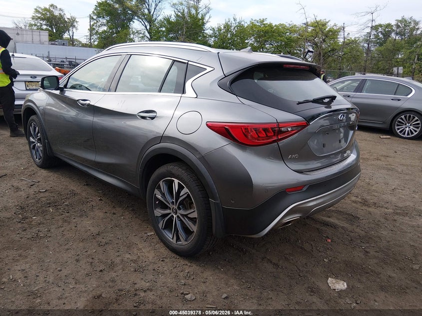 2017 Infiniti Qx30 VIN SJKCH5CR5HA024763 IAAI salvage auction — RIGHT SIDE, Salvage Title, sold $2,950 on 2026-07-29 (photo 3)