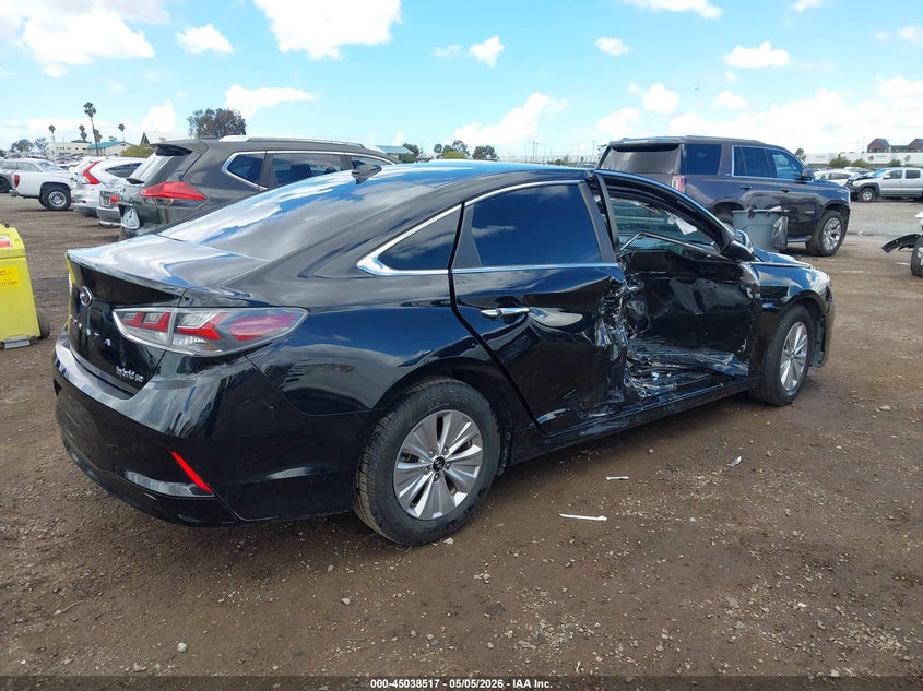 2018 Hyundai Sonata VIN KMHE24L39JA083660 IAAI salvage auction — RIGHT SIDE, Salvage (California), sold $1,550 on 2026-07-27 (photo 4)
