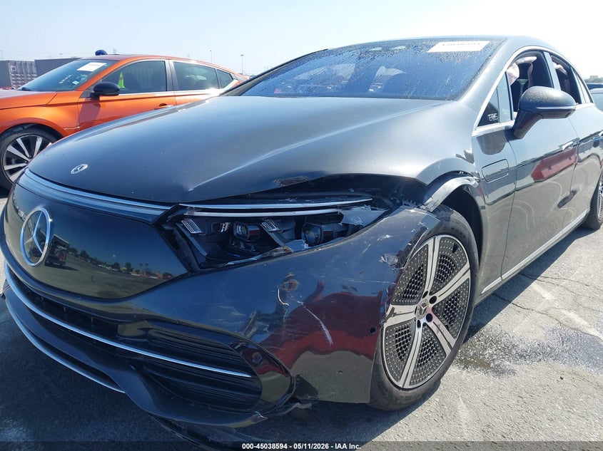 2023 Mercedes-benz Eqs VIN W1KCG2DB7PA035208 IAAI salvage auction — LEFT FRONT, Salvage Title, sold $16,800 on 2026-08-20 (photo 6)