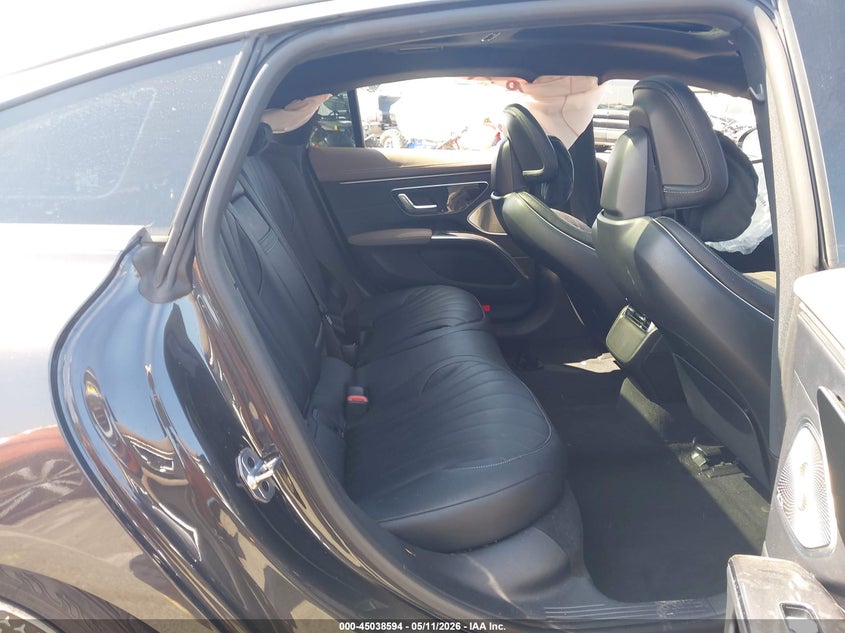 2023 Mercedes-benz Eqs VIN W1KCG2DB7PA035208 IAAI salvage auction — LEFT FRONT, Salvage Title, sold $16,800 on 2026-08-20 (photo 8)