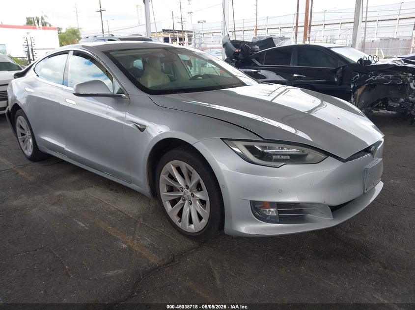 2016 Tesla Model s VIN 5YJSA1E16GF176656 IAAI salvage auction — REAR END, Salvage (California), sold $4,075 on 2026-07-16 (photo 1)