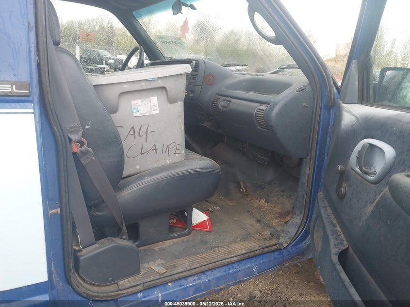 1996 Gmc SIERRA VIN 1GTGC24J2TE551932 IAAI salvage auction — BIO HAZARD, Clear-Endorsement (Wisconsin), sold $400 on 2026-07-09 (photo 5)