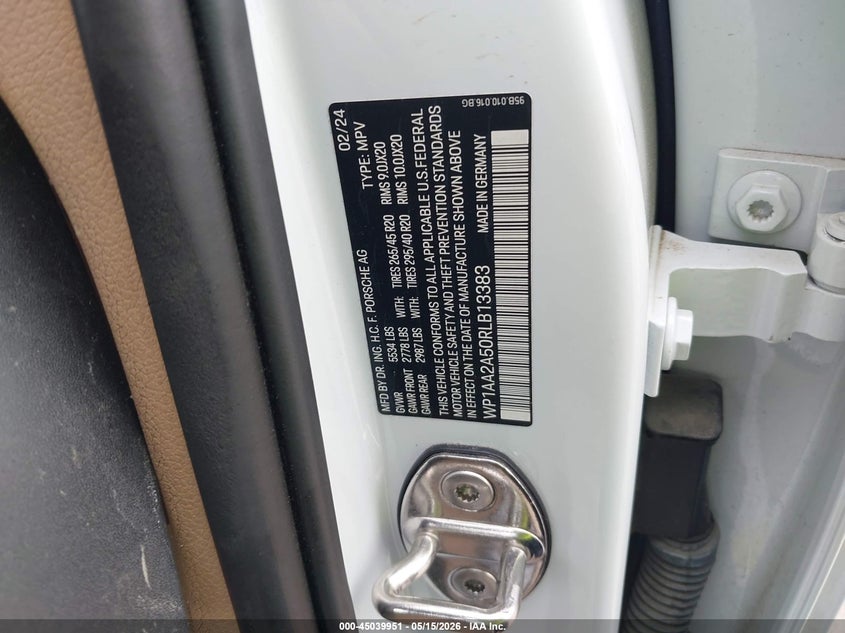 2024 Porsche Macan VIN WP1AA2A50RLB13383 IAAI salvage auction — FRONT END, Salvage Title, sold $19,500 on 2026-08-10 (photo 9)